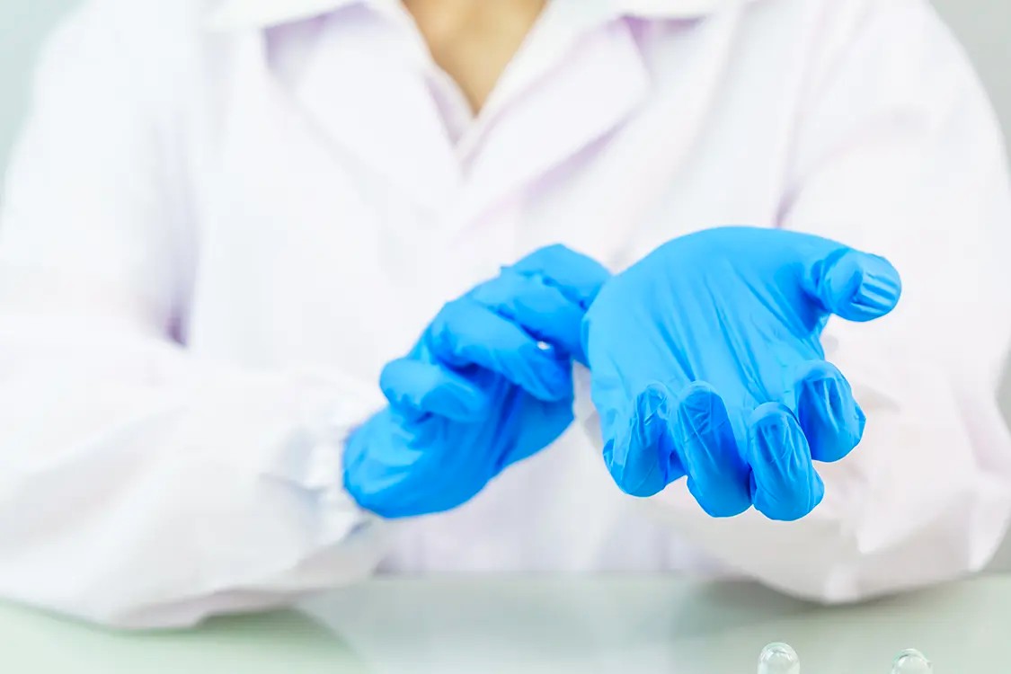 Uses of Latex Gloves Throughout Many Sectors
