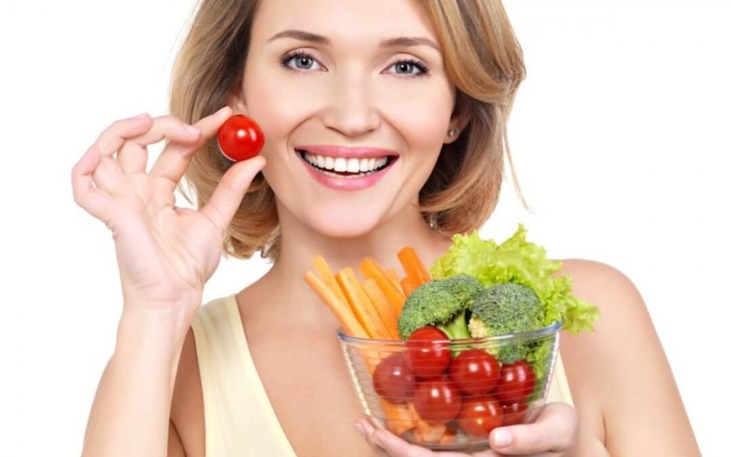 The Link Between Diet and Dental Health: A Comprehensive Guide