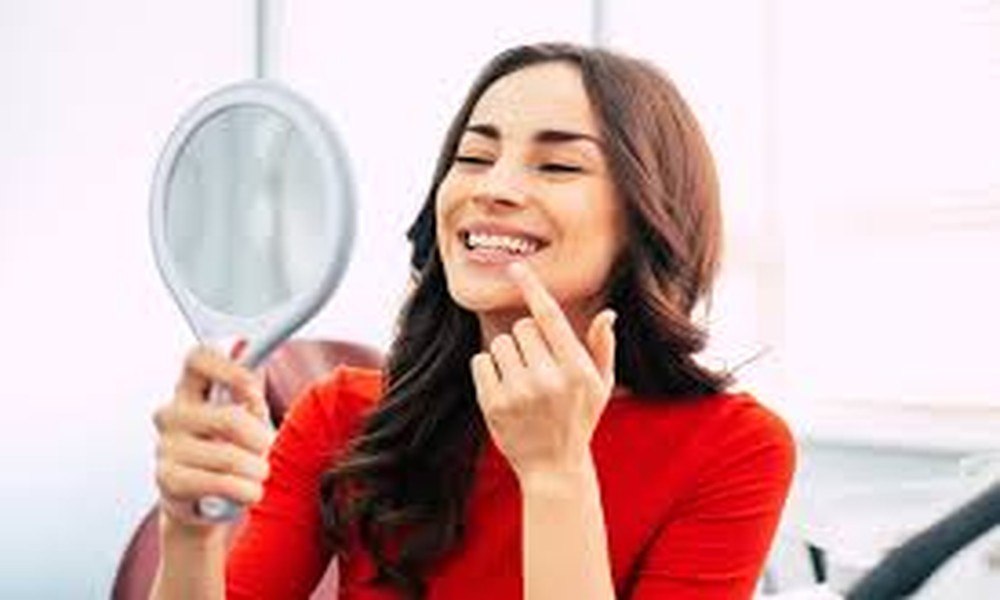 Creating a Healthy Oral Hygiene Routine: 7 Essential Daily Habits