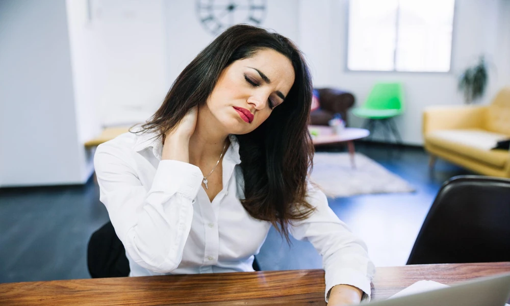 Shoulder Pain Treatment for Office Workers: Preventing Long-Term Problems